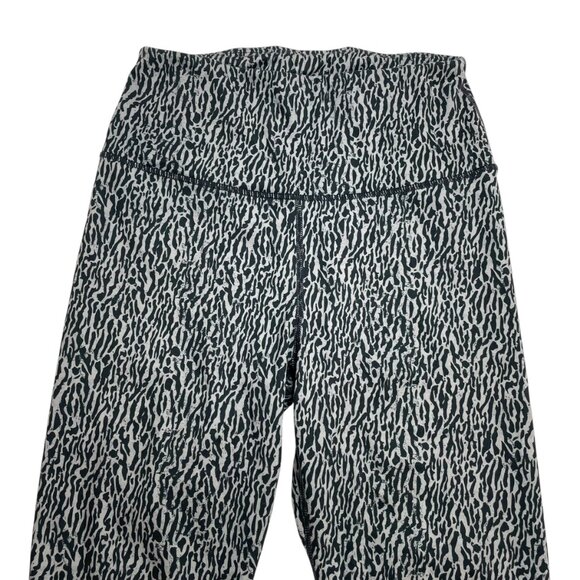 Varley Century Leggings 2.0 25" in Textured Grain Print Grey Black Small - Picture 3 of 6